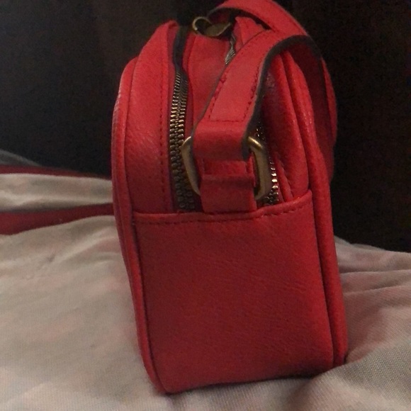Dark red Darcy Marks side pocketbook with mini wallet Brand new never been worn. - Picture 3 of 5